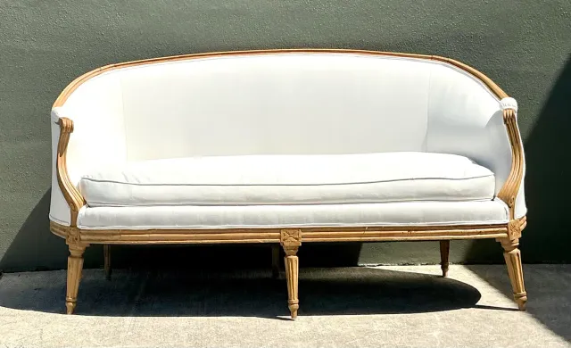 Vintage Carved Canape Sofa — additional photo 2