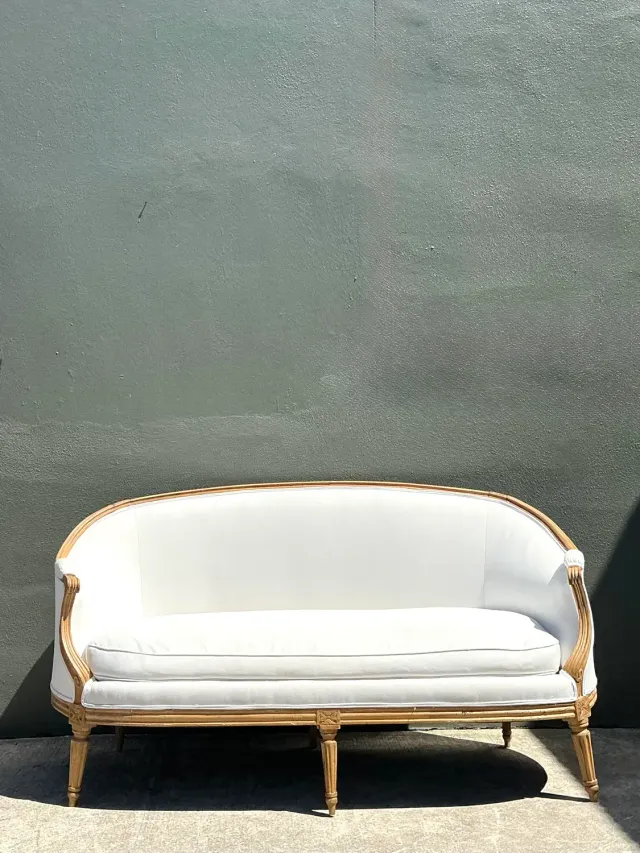 Vintage Carved Canape Sofa — additional photo 3
