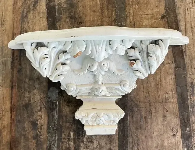 Vintage Carved Wood Bracket — additional photo 2