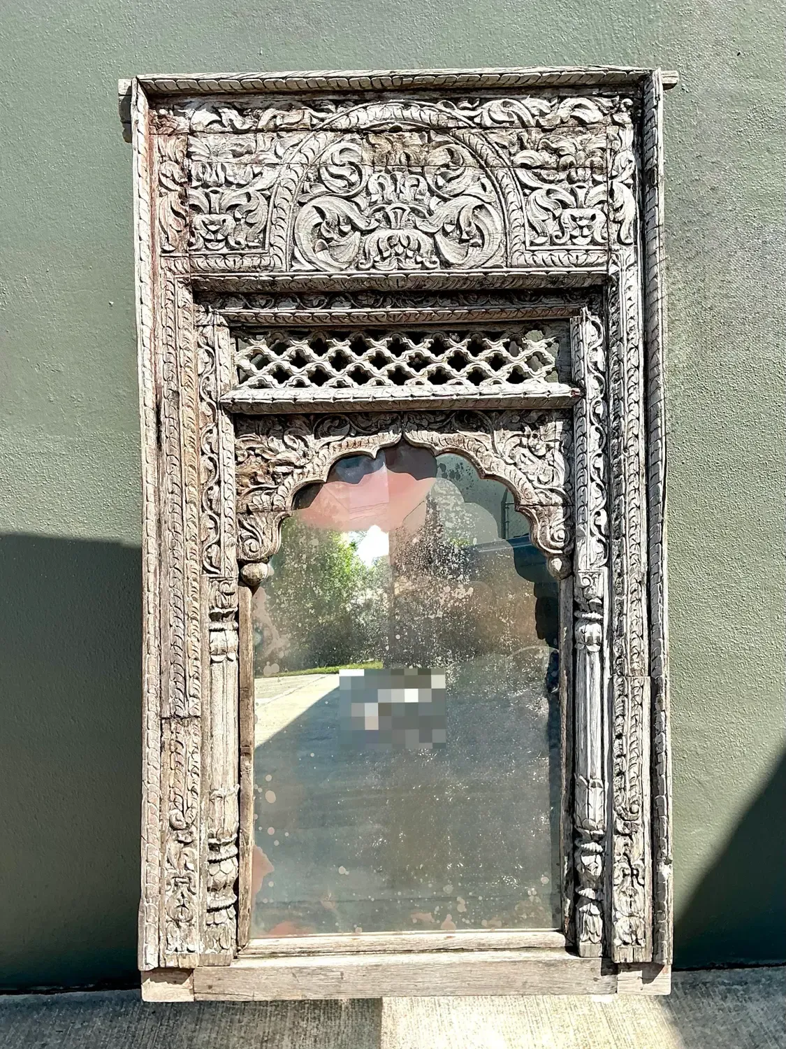 Vintage Carved Wood Distressed Arch Mirror — additional photo 2