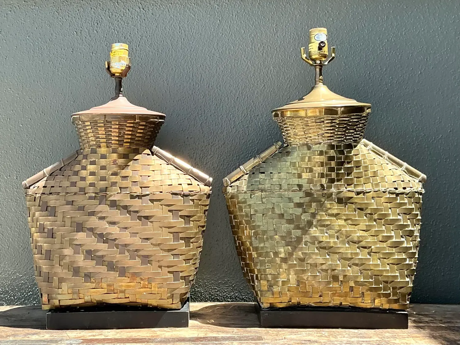 Vintage Chapman Woven Brass Table Lamps - A Pair — additional photo 4