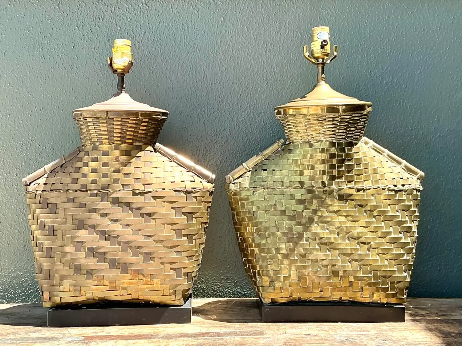 Vintage Chapman Woven Brass Table Lamps - A Pair — additional photo 7
