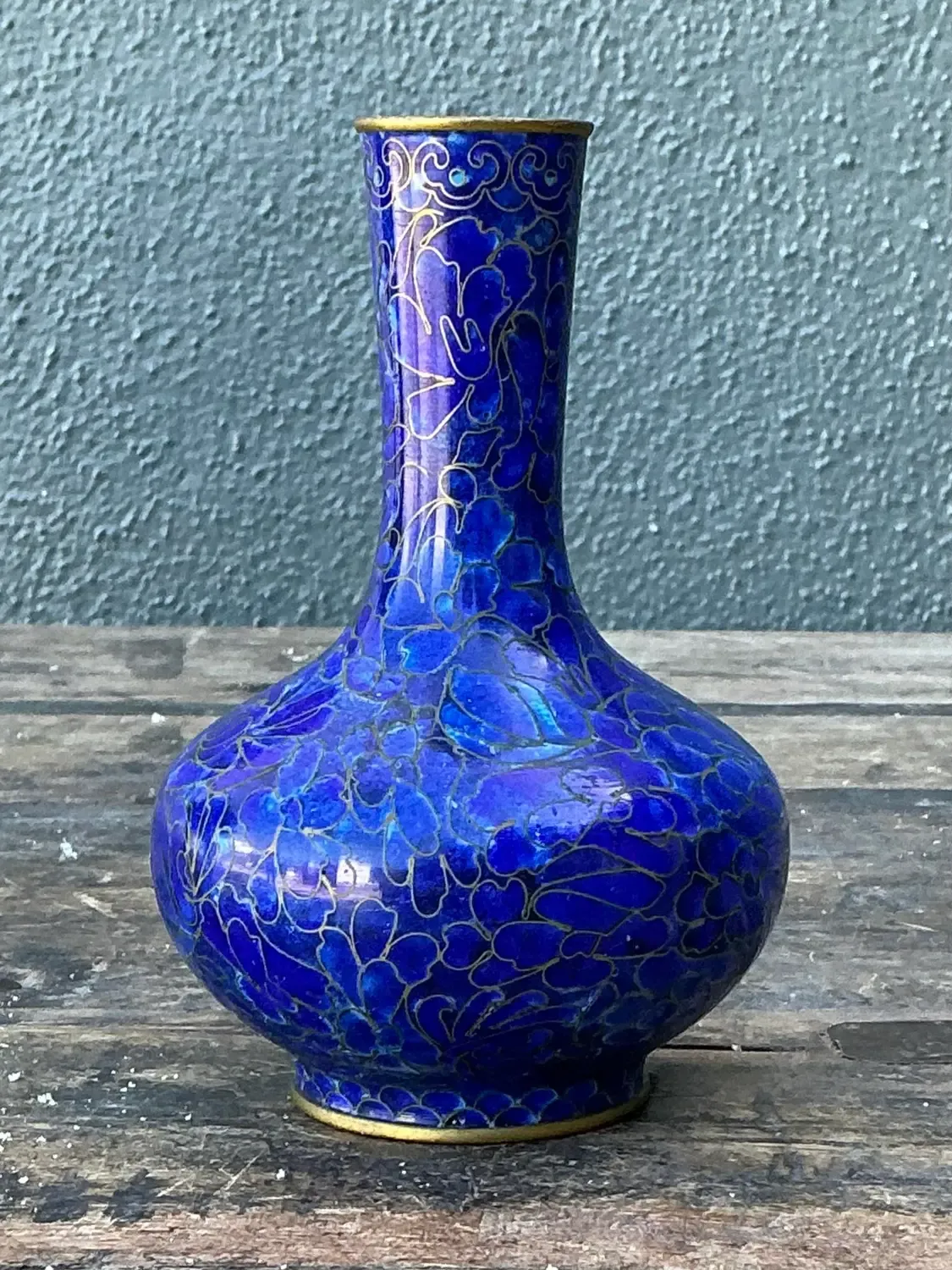 Vintage Cloisinee Blue Bud Vase — additional photo 1