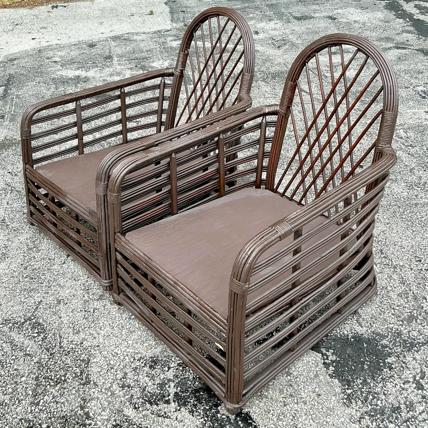 Vintage Coastal Arched Rattan Lounge Chairs - a Pair — additional photo 3