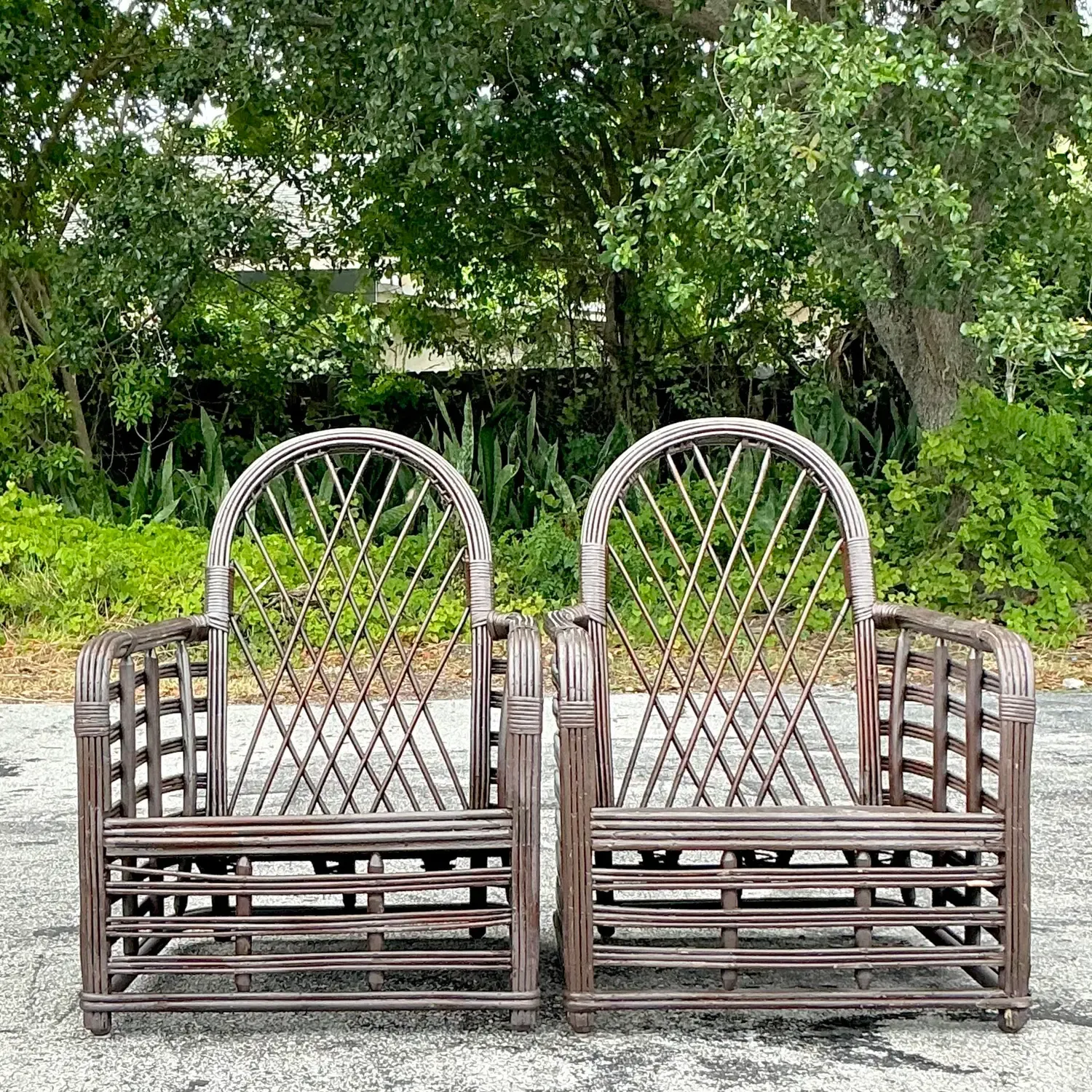Vintage Coastal Arched Rattan Lounge Chairs - a Pair — additional photo 5