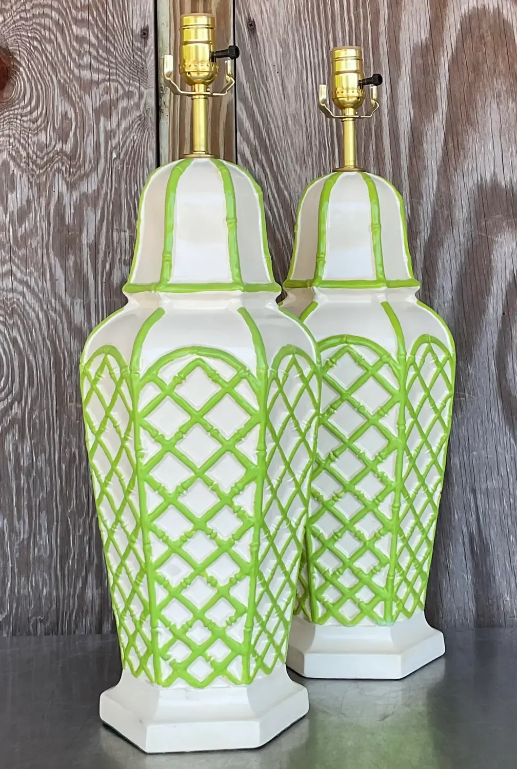 Vintage Coastal Bamboo Trellis Glazed Ceramic Lamps - a Pair — additional photo 4