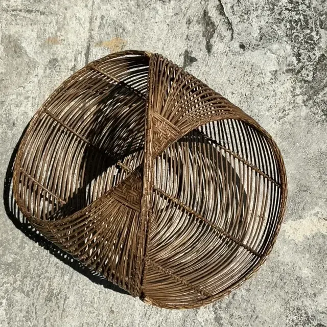 Vintage Coastal Bent Rattan Basket — additional photo 3