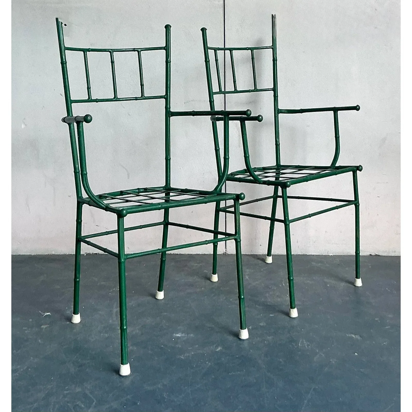 Vintage Coastal Cast Aluminum Faux Bamboo His and Her Arm Chairs - Set of 2 — additional photo 3