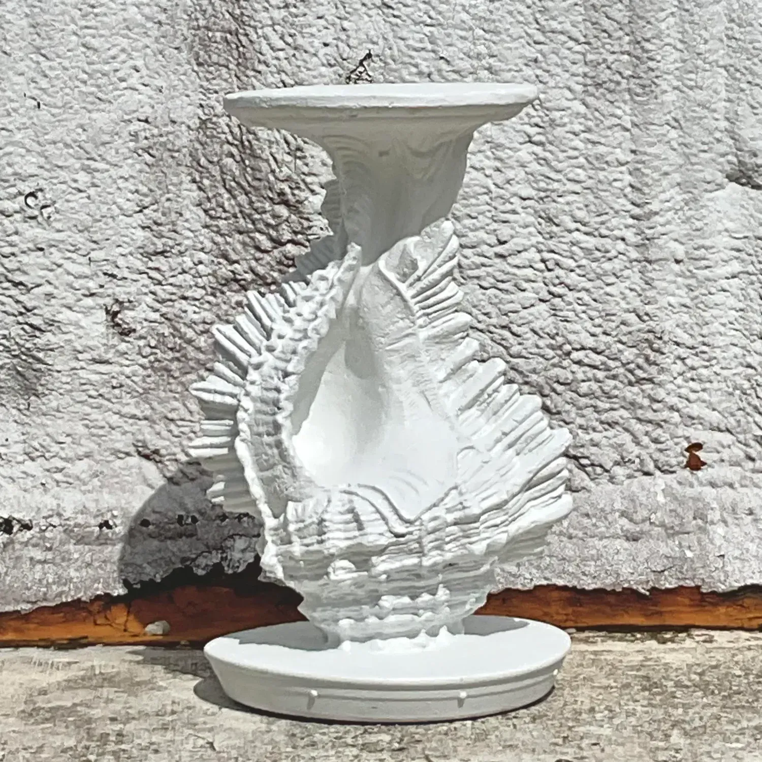 Vintage Coastal Conch Shell Pedestal — additional photo 3