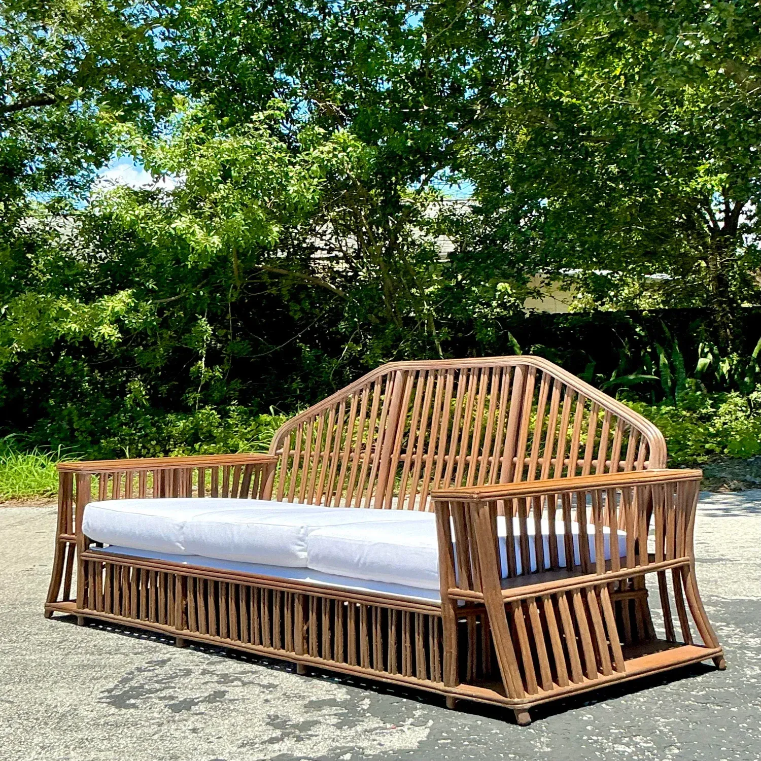 Vintage Coastal Faceted Stick Rattan Sofa After Heywood Wakefield — additional photo 4