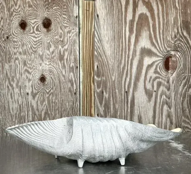 Vintage Coastal Julia Knight Enameled Cast Aluminum Giant Clam Shell — additional photo 2