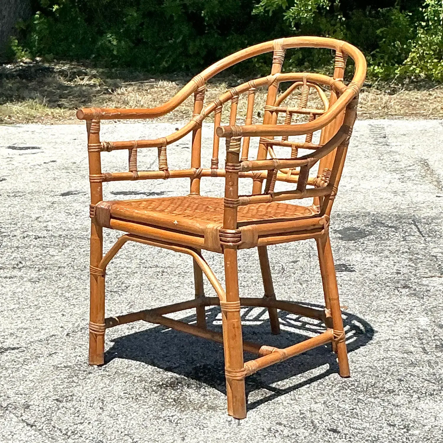 Vintage Coastal Medallion Brighton Chair — additional photo 5