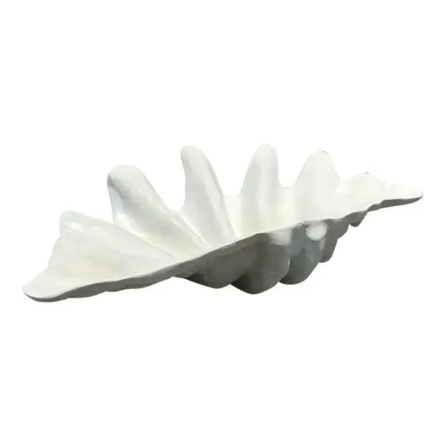 Vintage Coastal Monumental Resin Clamshell — additional photo 1