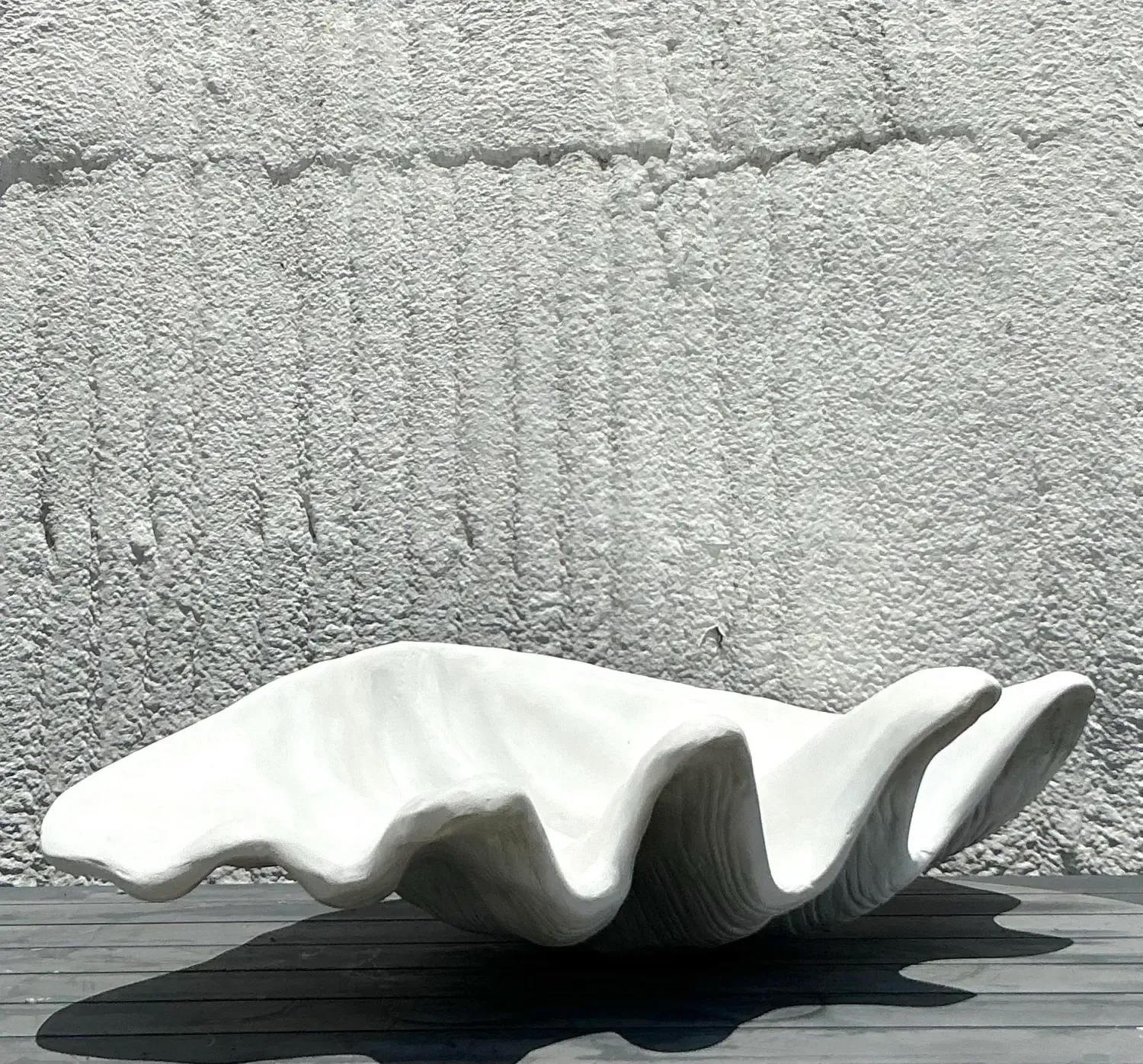 Vintage Coastal Monumental Resin Clamshell — additional photo 3