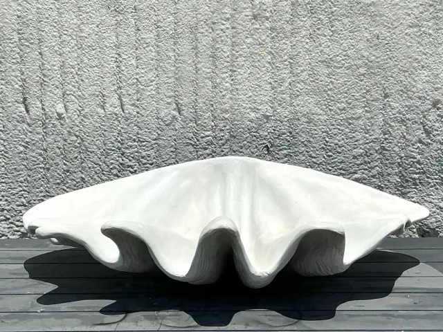 Vintage Coastal Monumental Resin Clamshell — additional photo 7