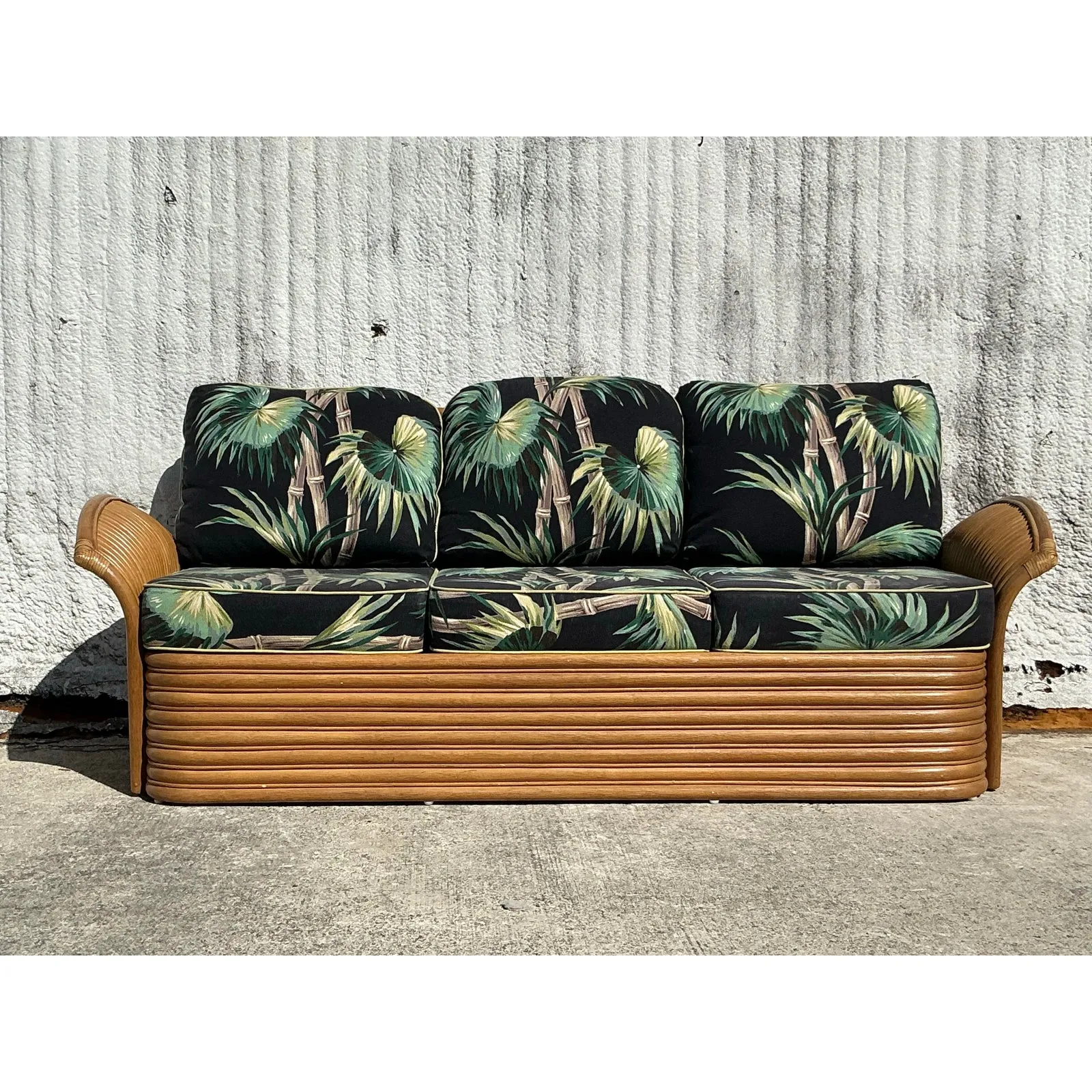 Vintage Coastal Palm Print Rattan Sofa — additional photo 4