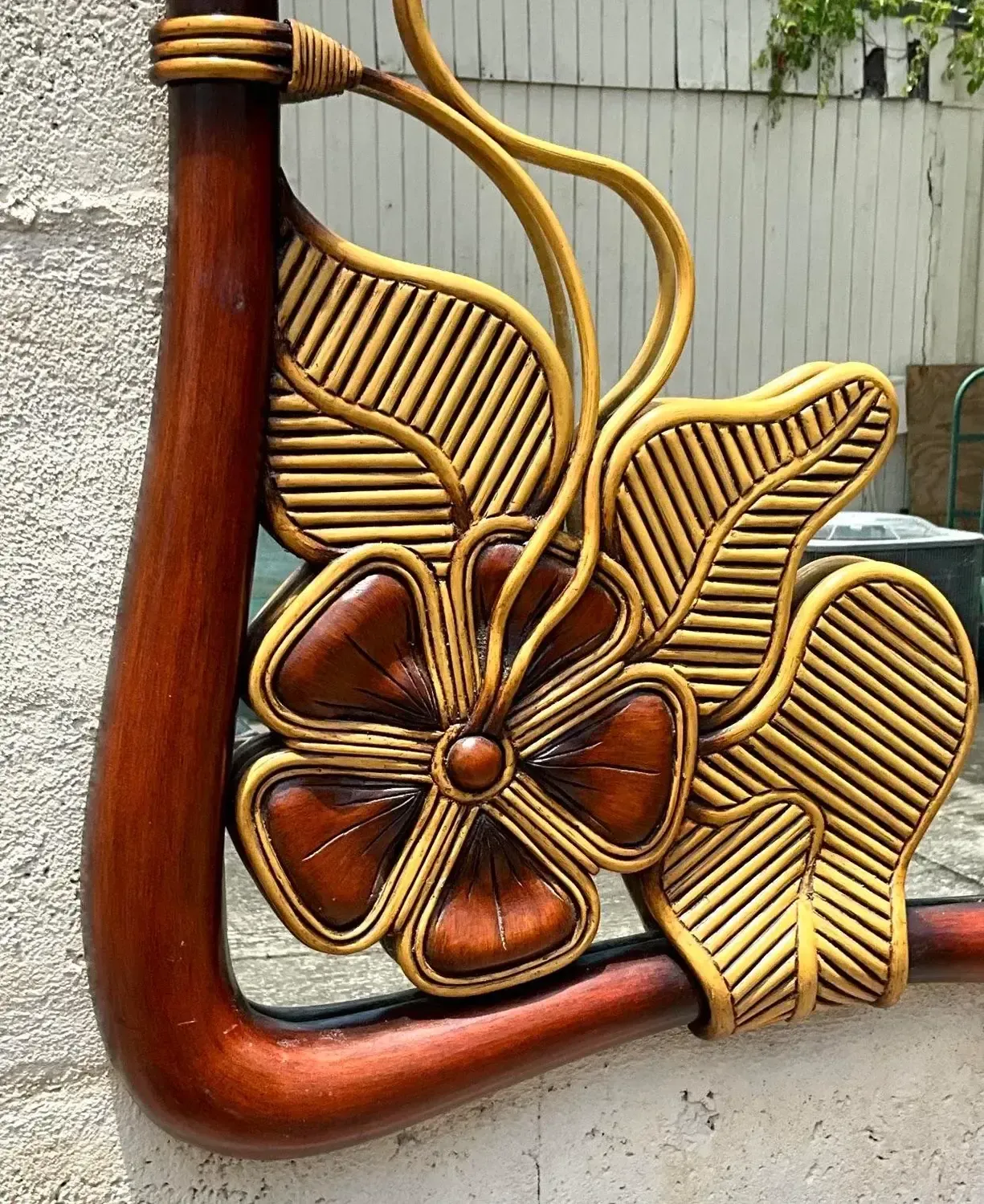 Vintage Coastal Pencil Reed Flower Mirror — additional photo 7