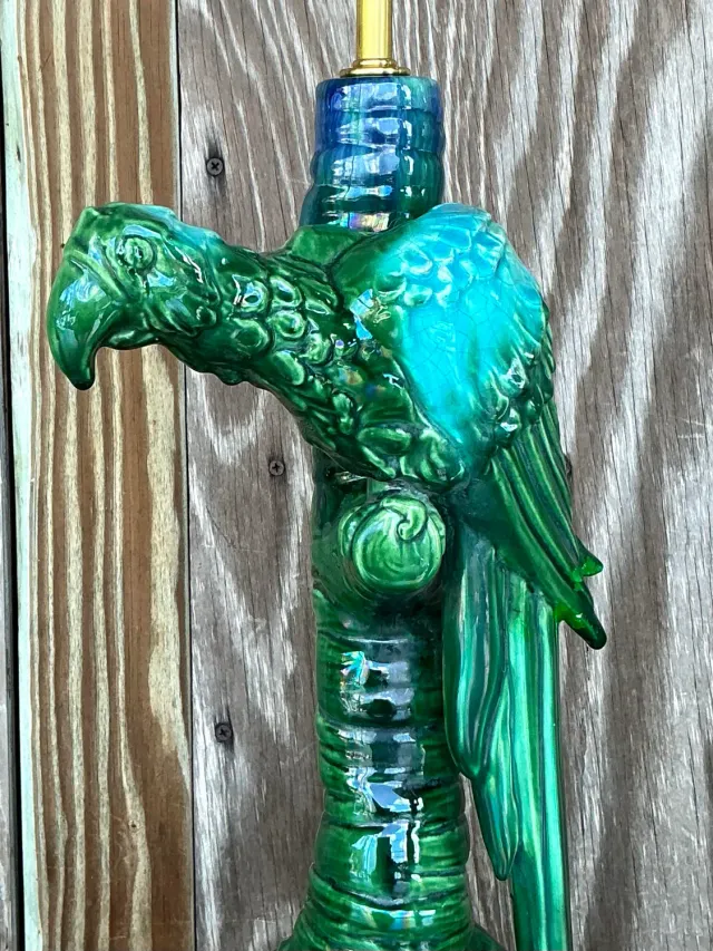 Vintage Coastal Royal Haeger Glazed Ceramic Parrot Table Lamp — additional photo 2