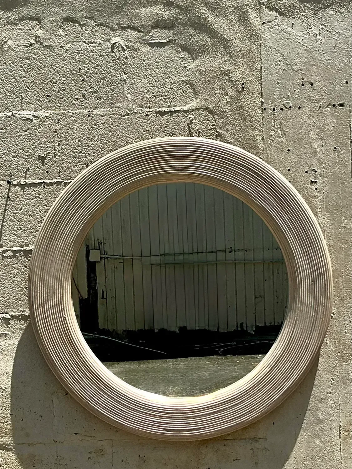 Vintage Coastal Washed Pencil Reed Round Mirror — additional photo 4