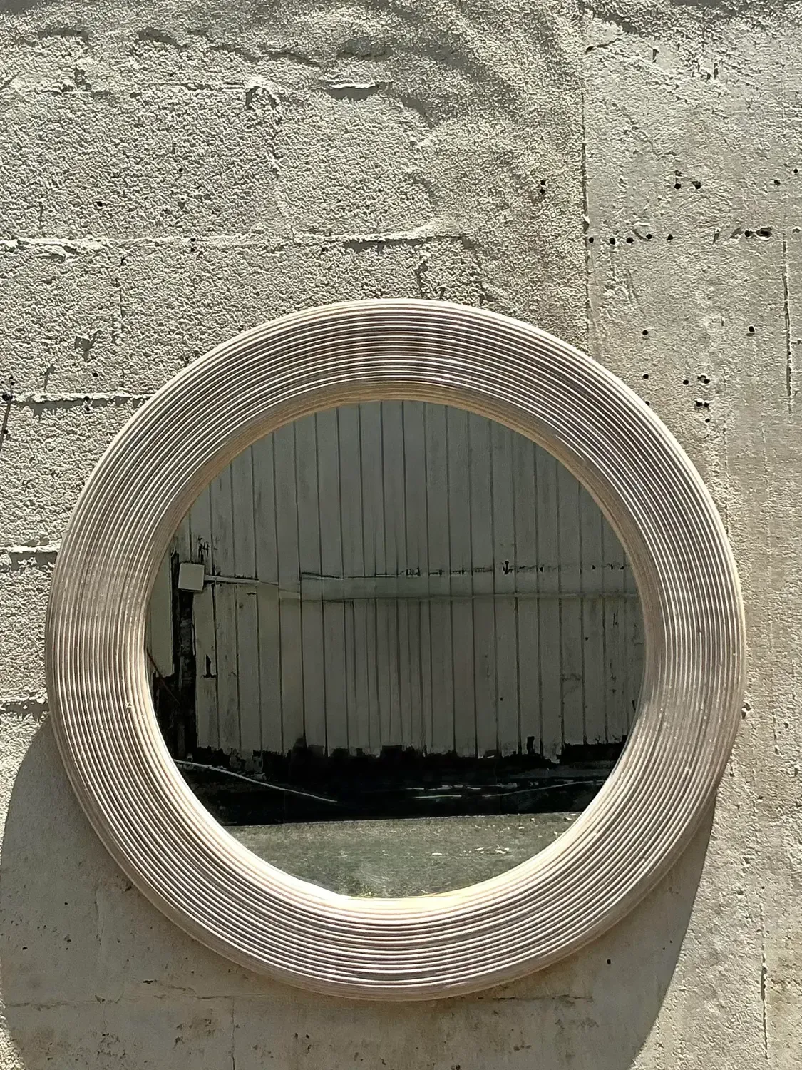 Vintage Coastal Washed Pencil Reed Round Mirror — additional photo 6