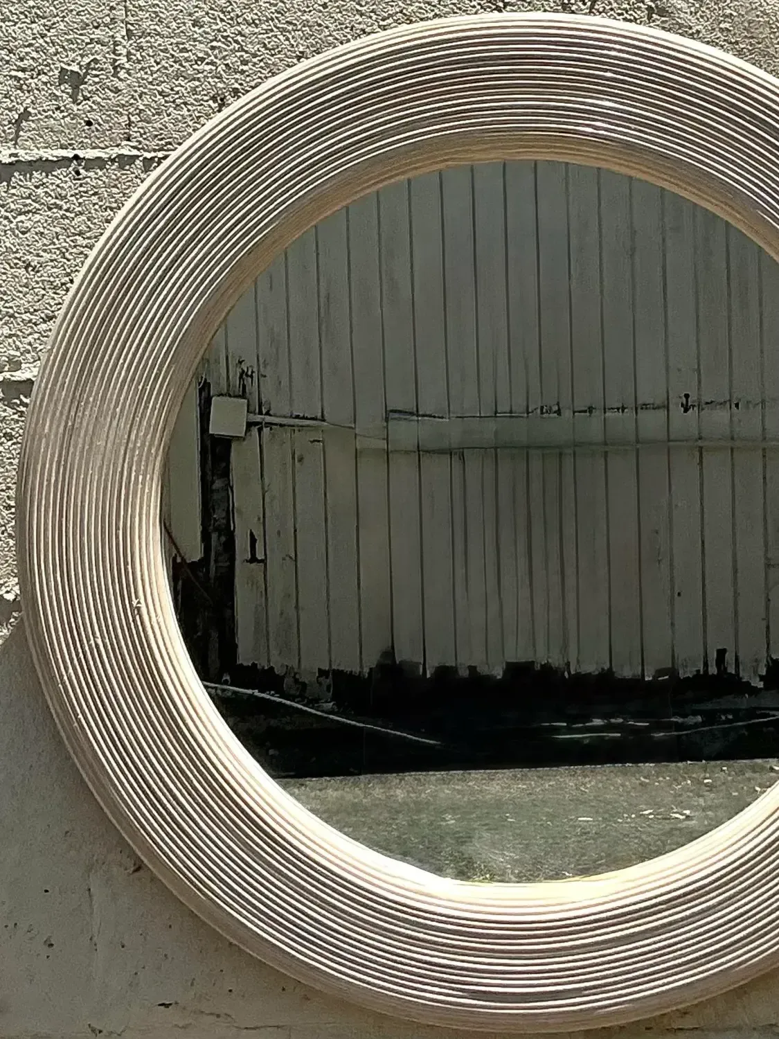 Vintage Coastal Washed Pencil Reed Round Mirror — additional photo 8