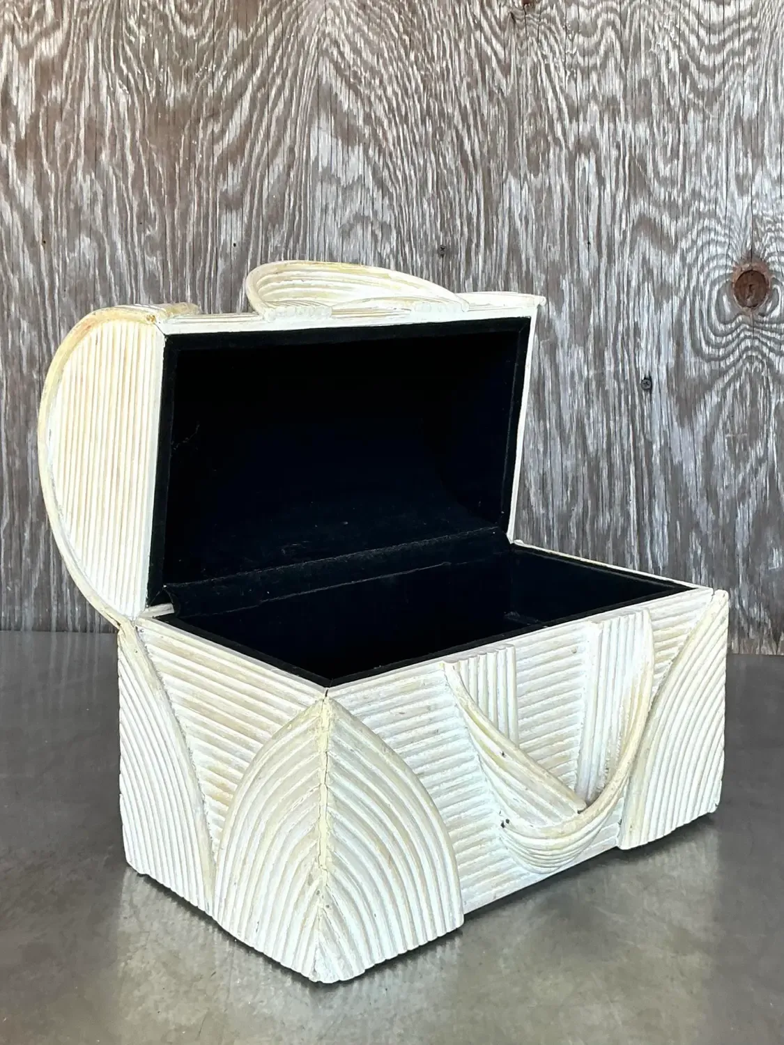 Vintage Coastal Washed Pencil Reed Treasure Chest Box — additional photo 6