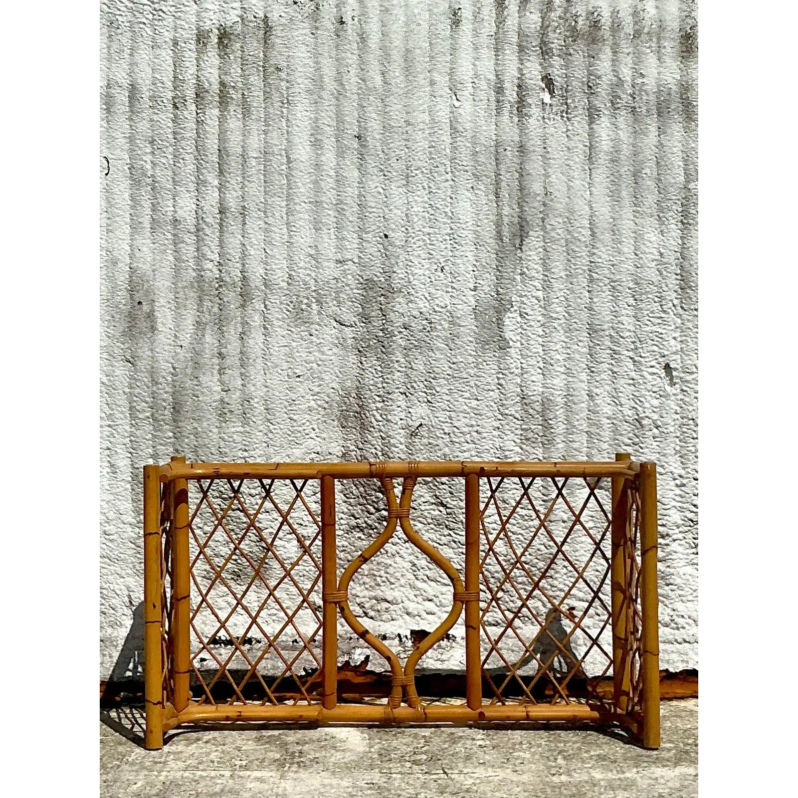 Vintage Coastal Woven Rattan Dining Table Pedestal — additional photo 8