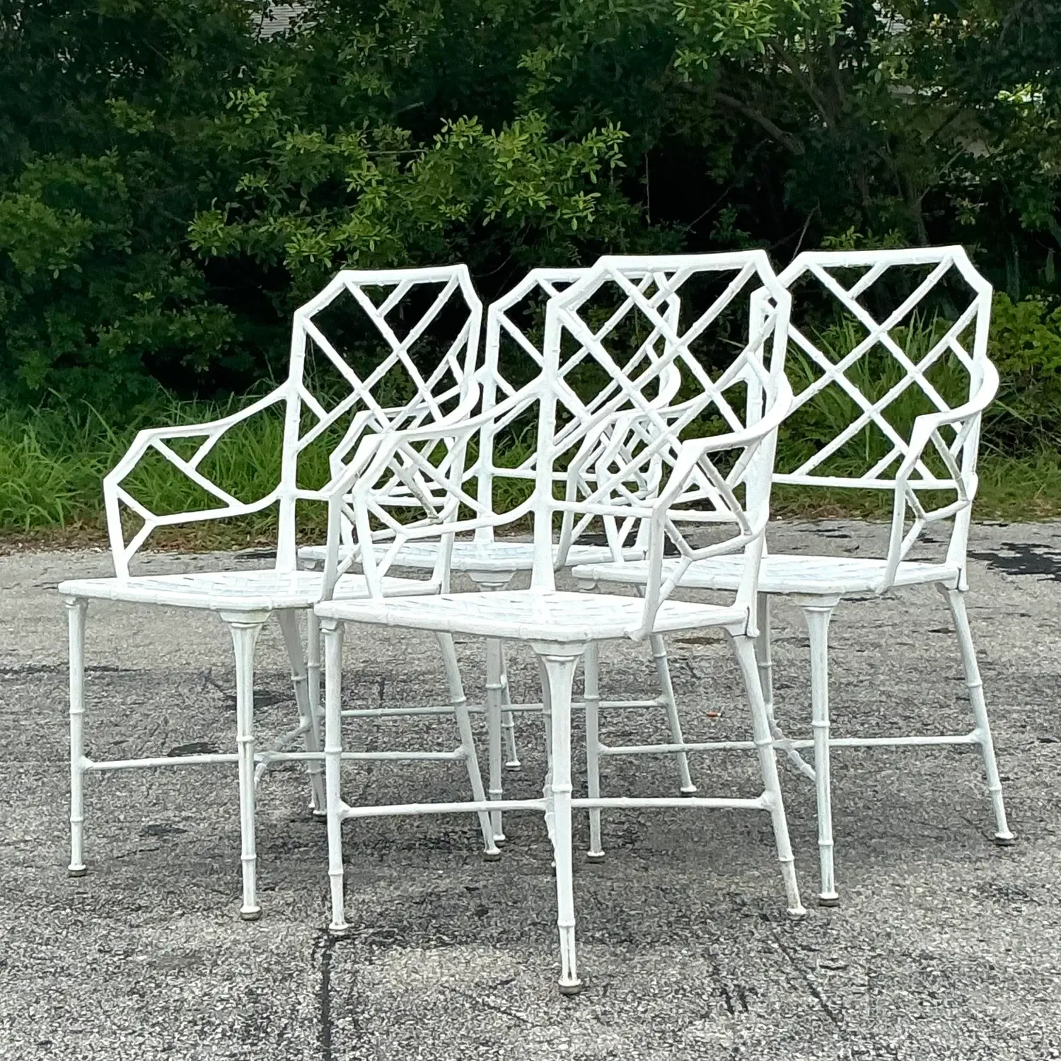 Vintage Costal “Calcutta” Cast Aluminum Dining Chairs After Brown Jordan - Set of 4 — additional photo 2