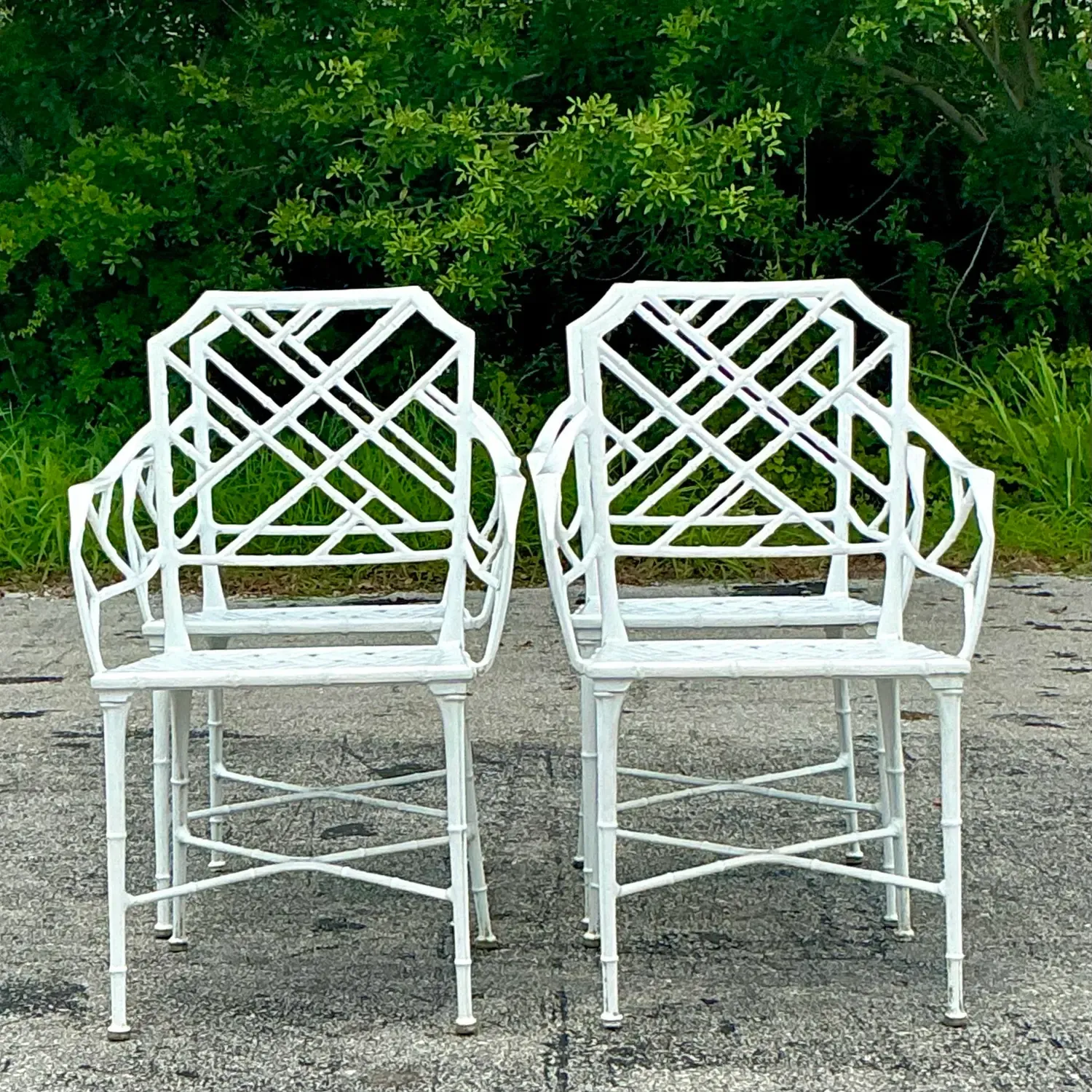 Vintage Costal “Calcutta” Cast Aluminum Dining Chairs After Brown Jordan - Set of 4 — additional photo 4