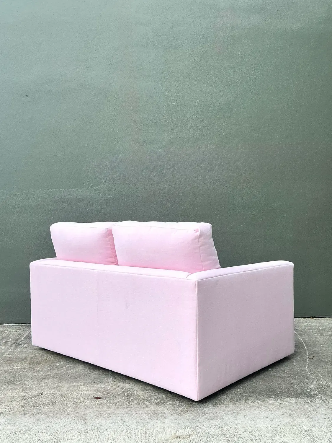 Vintage Cr Laine Loveseat in Romo “Linea Rosewater” With Samuel and Sons Trim — additional photo 6
