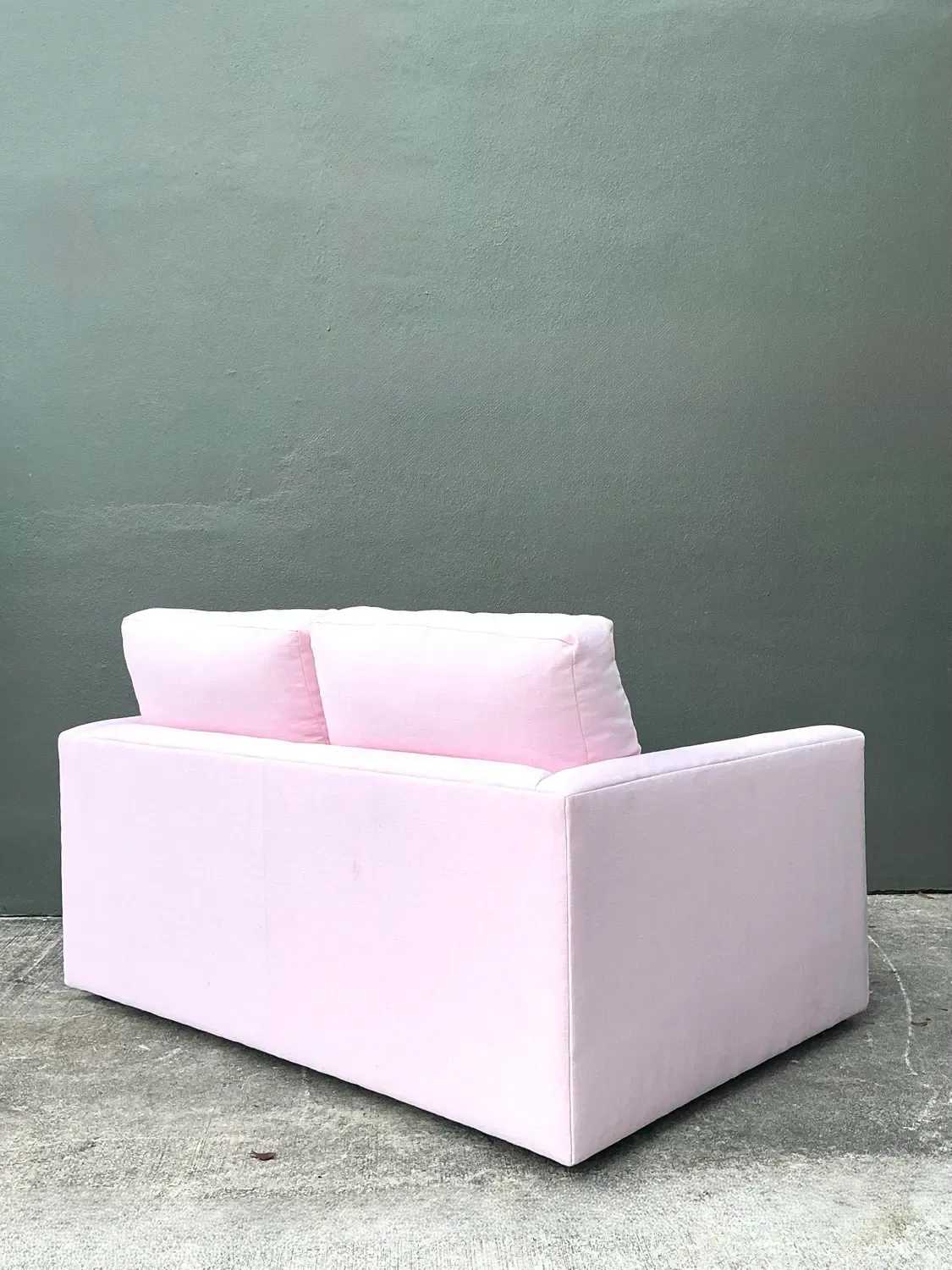 Vintage Cr Laine Loveseat in Romo “Linea Rosewater” With Samuel and Sons Trim — additional photo 8