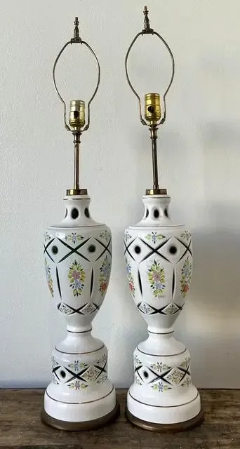 Vintage Cut Colored Glass Lamps - A Pair — additional photo 3