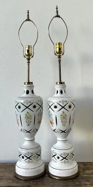Vintage Cut Colored Glass Lamps - A Pair — additional photo 5