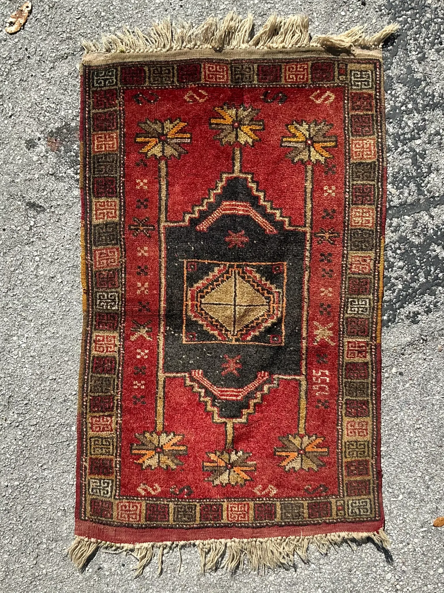 Vintage Distressed Woven Wool Rug — additional photo 1