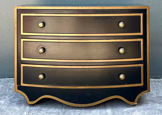 Vintage Dorothy Draper Casablanca Viennese Chest of Drawers — additional photo 5
