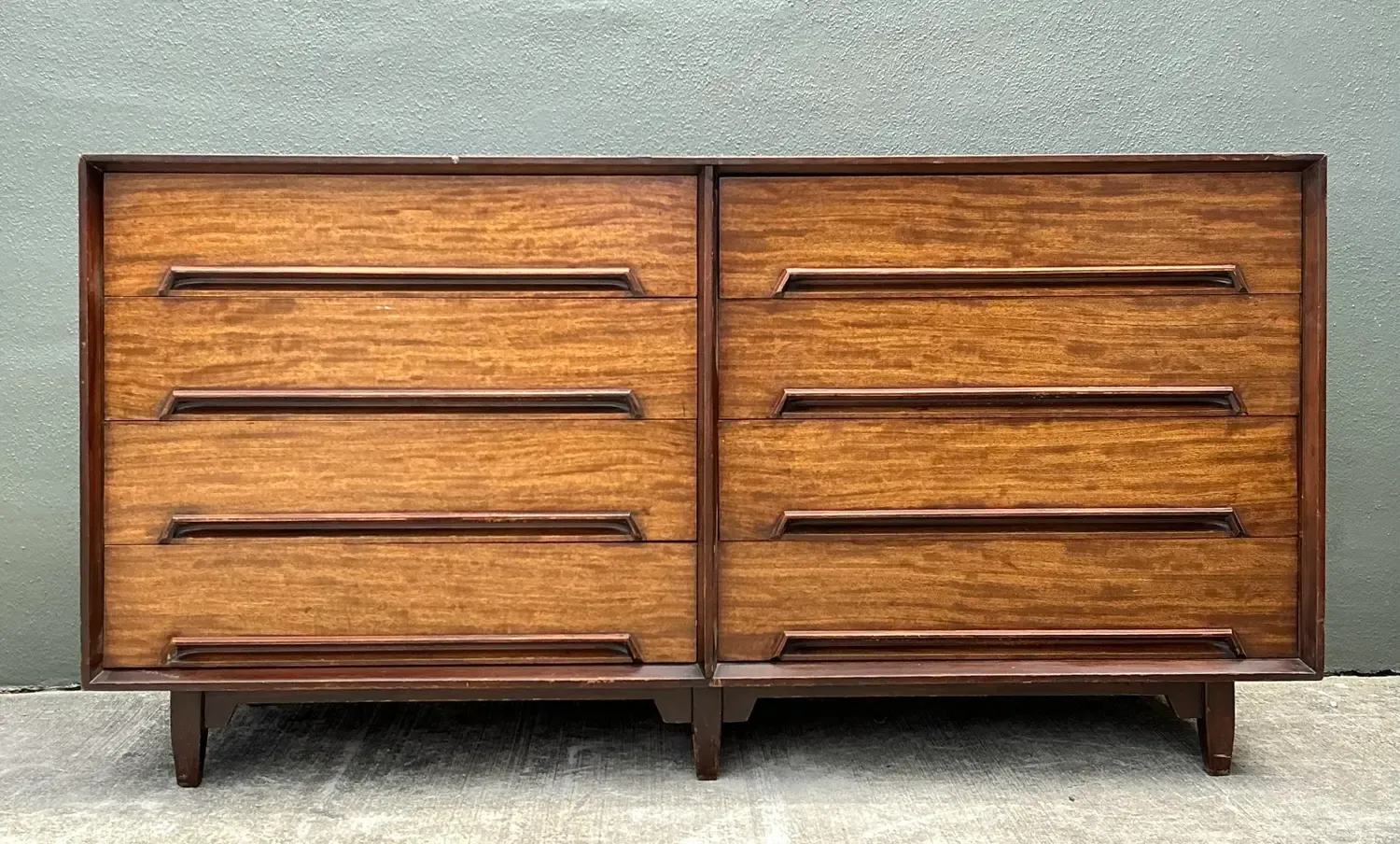Vintage Drexel Perspective Mahogany Dresser — additional photo 5