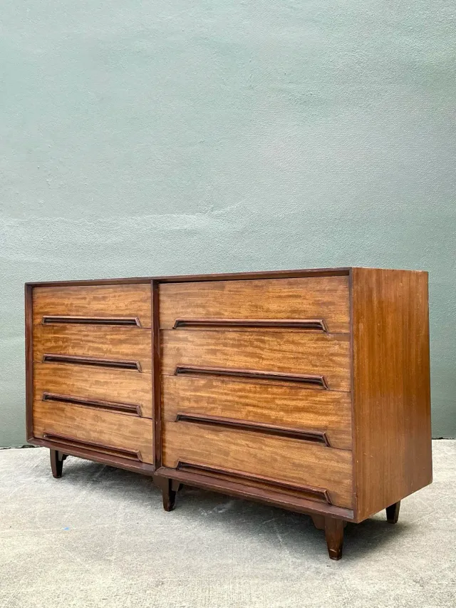 Vintage Drexel Perspective Mahogany Dresser — additional photo 7