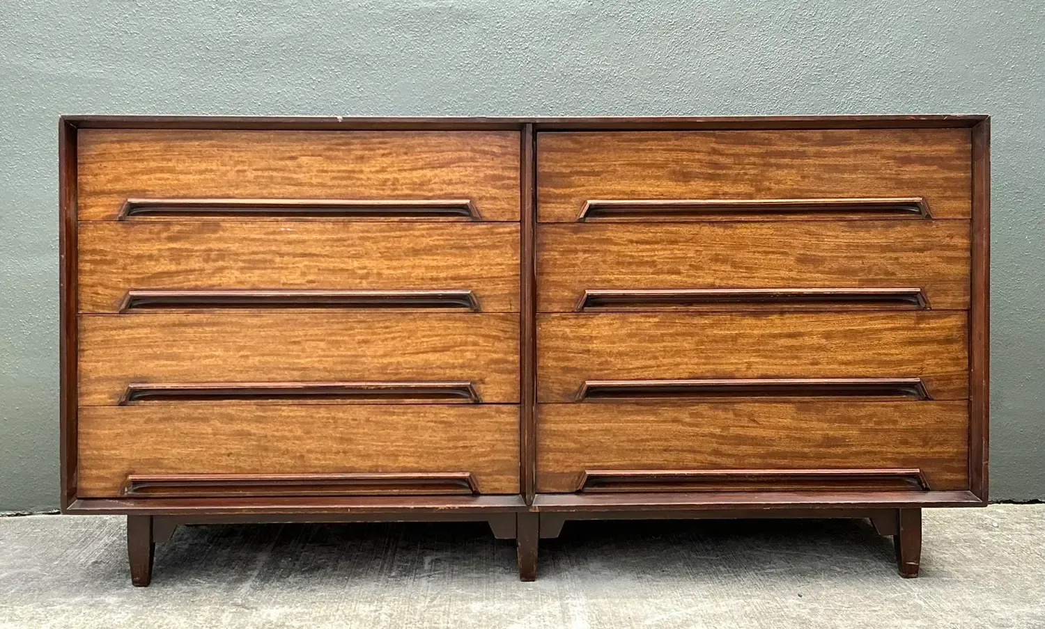 Vintage Drexel Perspective Mahogany Dresser — additional photo 8