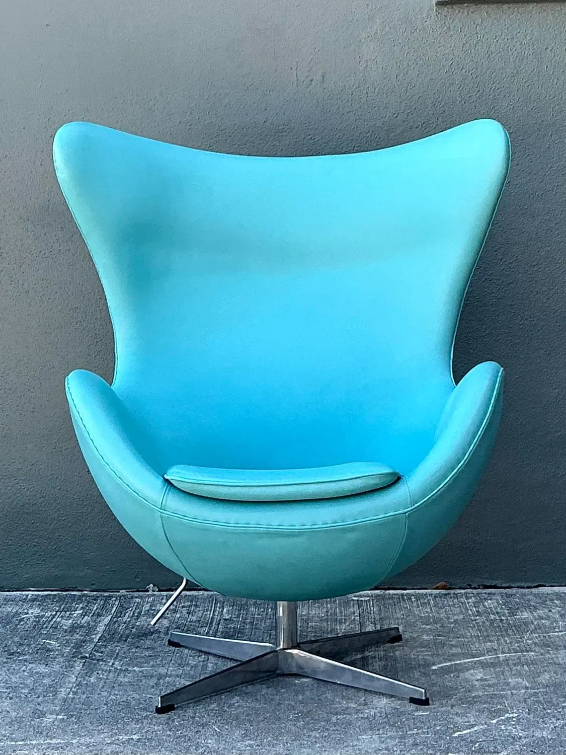 Vintage Egg Chair After Arne Jacobsen — additional photo 8