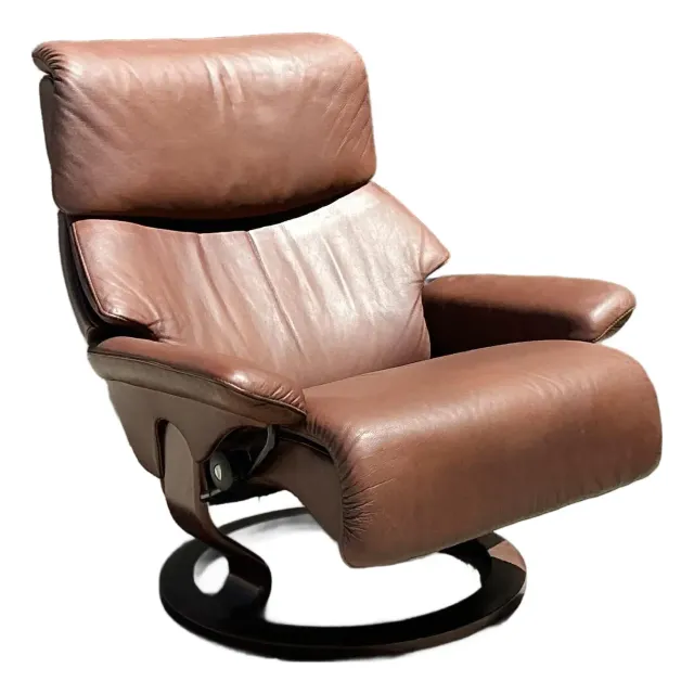 Vintage Ekornes “Stressless” Leather Lounge Chair — additional photo 1