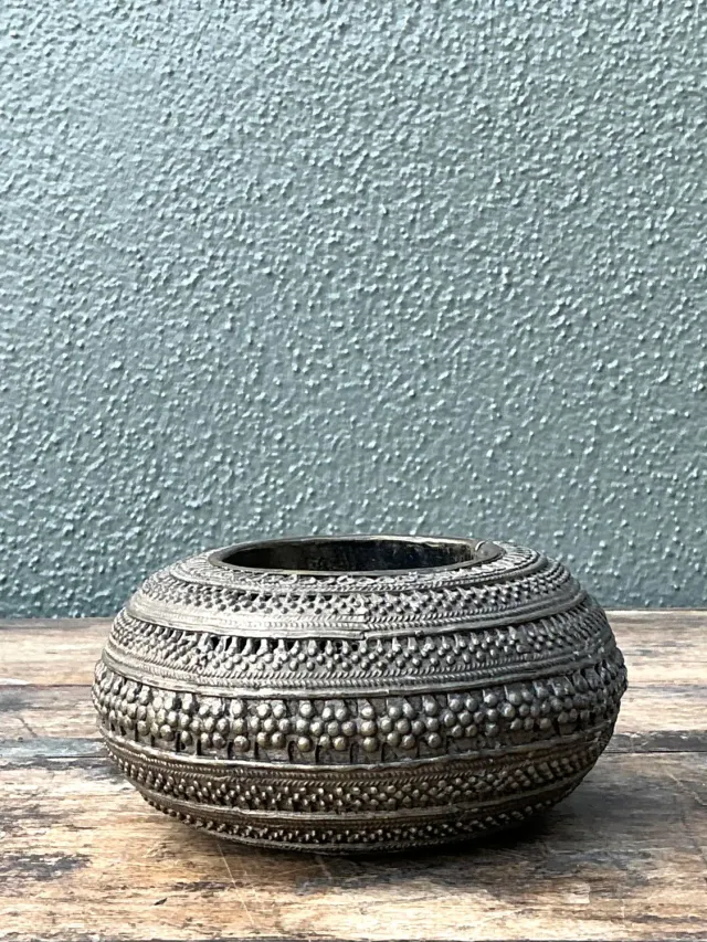 Vintage Engraved Brass Bowl — additional photo 2