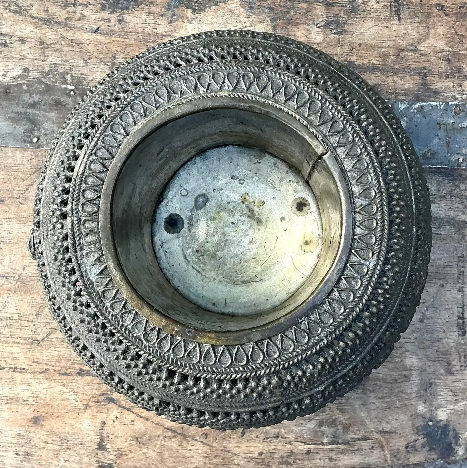 Vintage Engraved Brass Bowl — additional photo 3