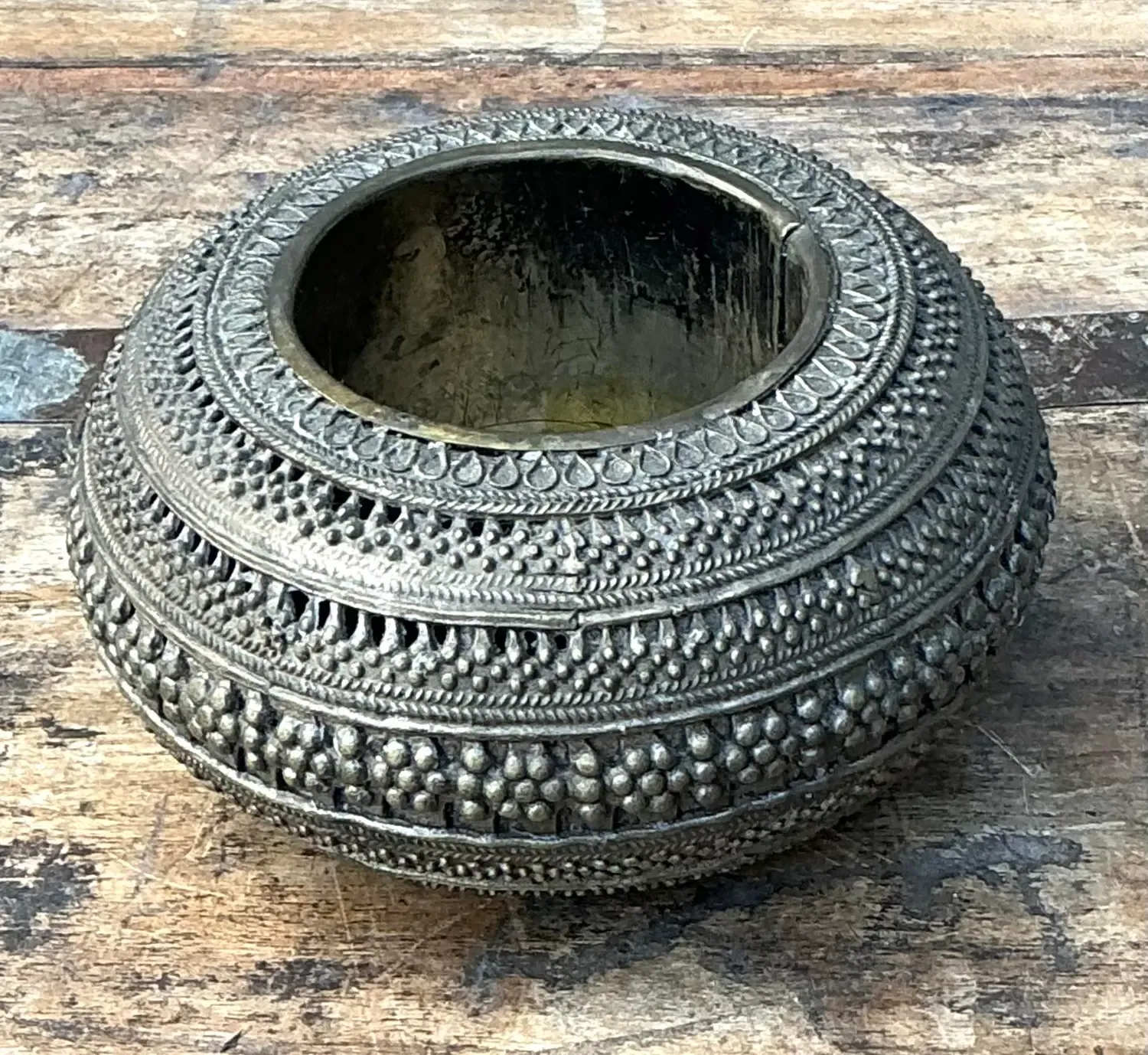 Vintage Engraved Brass Bowl — additional photo 4