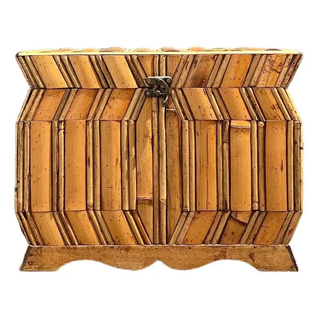Vintage Faceted Rattan Box — additional photo 1