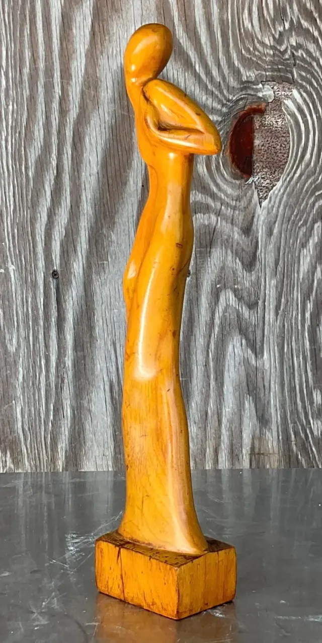 Vintage Figurative Wooden Sculpture of a Women — additional photo 5