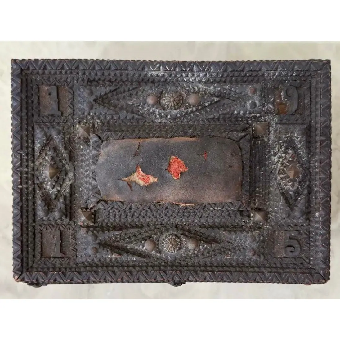 Vintage Folk Art Tramp Art Box With Mirror Detail — additional photo 2