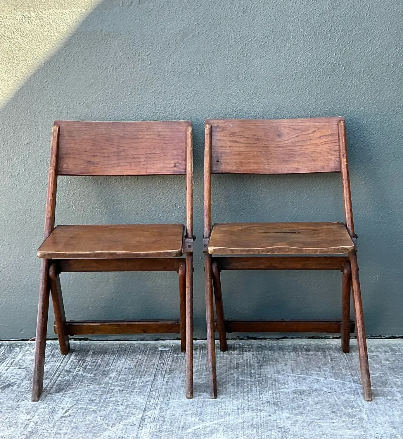 Vintage French Folding Chairs - A Pair — additional photo 4