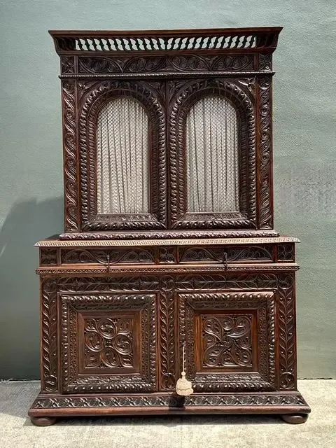 Vintage French Hand Carved Cabinet — additional photo 7