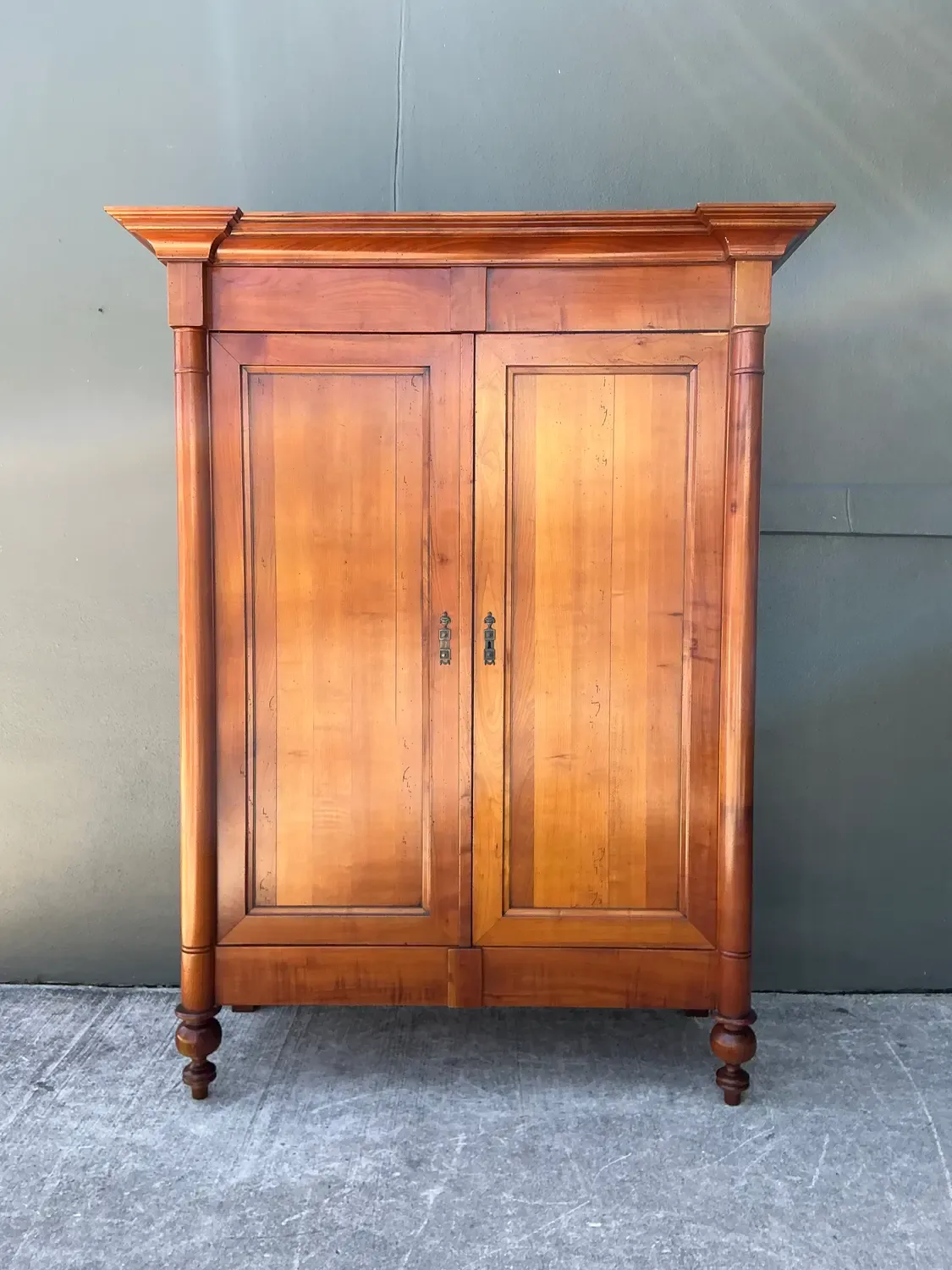 Vintage Geka Column Armoire — additional photo 5