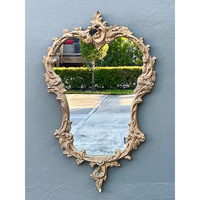 Vintage Gilt Carved Wood Mirror — additional photo 4